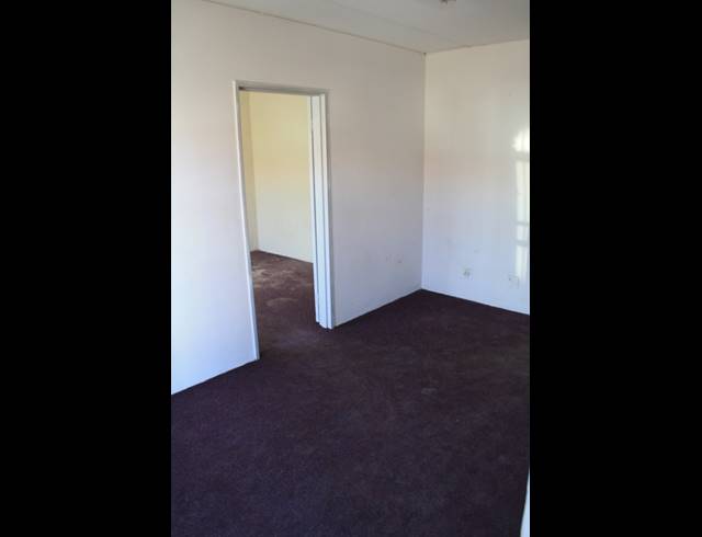 Industrial property to rent in HERIOTDALE